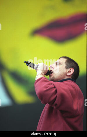 Shaun Ryder und Blackgrape im Konzert am Loch Lomond, Schottland, im Jahr 1996. Stockfoto