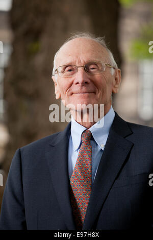 John Carey ist emeritierter Merton Professor für Englisch an der Universität Oxford, Kritiker, Gutachter und Sender, Autor, bei dem Edinb Stockfoto