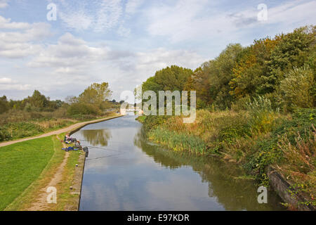 Chesterfield Kanal bei Green Mill, Staveley Stockfoto