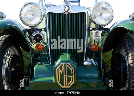 Eine grüne MG Motor Oldtimer Stockfoto