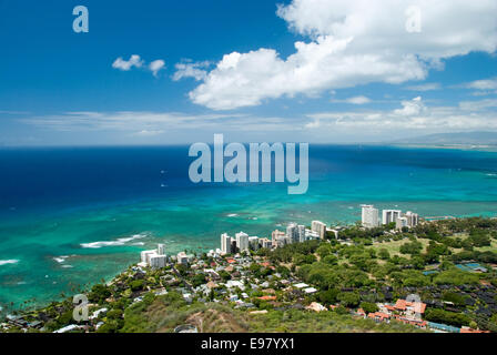 Luftaufnahme von Honolulu und Waikiki Beach von Diamond Head Stockfoto