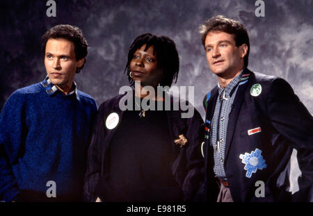 Billy Crystal, Whoopi Goldberg und Robin Williams schießen Werbespot für Comic Relief circa 1986 Stockfoto