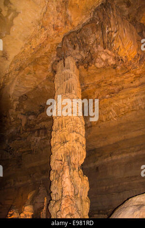 Natürliche Brücke Höhlen in Zentral-Texas in der Nähe von San Antonio. Stockfoto