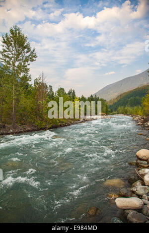 Carpenter Creek fließt in Slocan See, New Denver, Slocan Valley, West Kootenay, Britisch-Kolumbien, Kanada Stockfoto