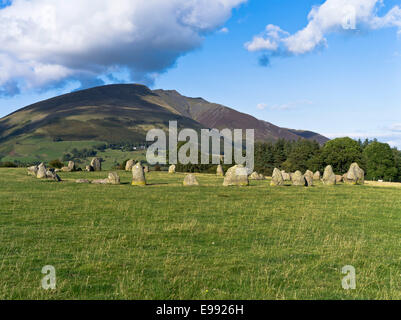 Dh: Castlerigg Steine KESWICK, LAKE DISTRICT Blencathra Berg Castlerigg Standing Stone Circle neolithischen Sites GROSSBRITANNIEN Stockfoto