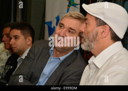 Gibraltar. 22. Oktober 2014. Gibraltar Minister fo Kultur Steven Linares in Verbindung mit dem Gibraltar Jazz Society, startete die hochkarätig besetzte Line-up für das 3. Gibraltar International Jazz Festival heute auf einer Pressekonferenz im O'Callaghan Hotel in Gibraltar. Das Festival, das mit zwei Tage Workshops am 21. begonnen haben, finden lokale und internationale Jazz-Künstler führen in Gibraltar vom 23. Oktober bis 25. Oktober. Bildnachweis: Stephen Ignacio/Alamy Live-Nachrichten Stockfoto