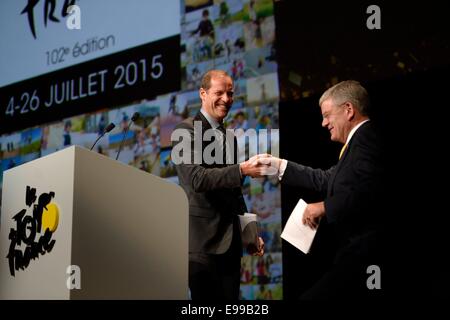 Paris, Frankreich. 22. Oktober 2014. Die Präsentation und Einführung der Tour de France Radsport Tour 2015. Jan Van Zanen Maire von Utrecht und Christian PRUDHOMME Director Credit: Action Plus Sport/Alamy Live News Stockfoto