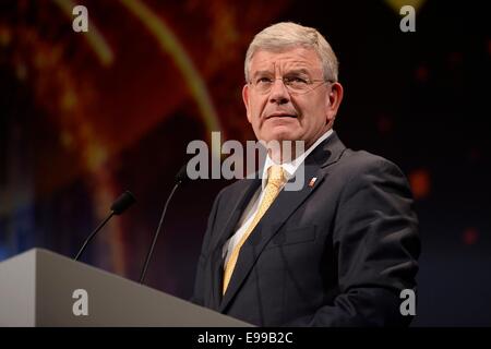 Paris, Frankreich. 22. Oktober 2014. Die Präsentation und Einführung der Tour de France Radsport Tour 2015. Jan Van Zanen Maire von Utrecht Credit: Action Plus Sport/Alamy Live News Stockfoto