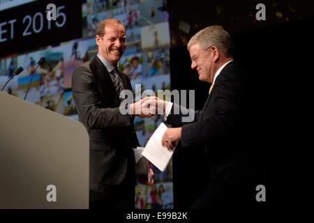 Paris, Frankreich. 22. Oktober 2014. Die Präsentation und Einführung der Tour de France Radsport Tour 2015. Jan Van Zanen Maire von Utrecht und Christian Prudhomme Director Credit: Action Plus Sport/Alamy Live News Stockfoto