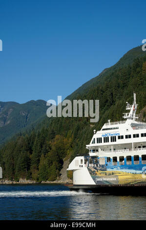 BC Fähren Personen- und Auto Fähre angedockt an der Horseshoe Bay Terminal, British Columbia, Canada Stockfoto