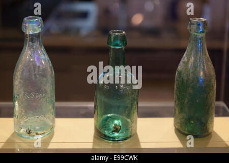 Vintage Glasflaschen - USA Stockfoto