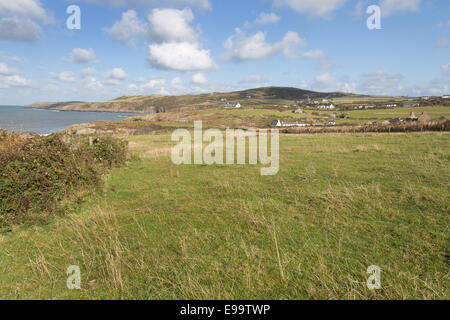 Wales Küstenweg in Nord-Wales. Malerische Aussicht vom Abschnitt Anglesey Westküste von Wales Küstenweg. Stockfoto