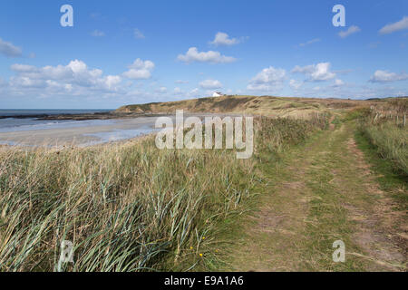 Wales Küstenweg in Nord-Wales. Malerische Aussicht vom Abschnitt Anglesey Westküste von Wales Küstenweg. Stockfoto