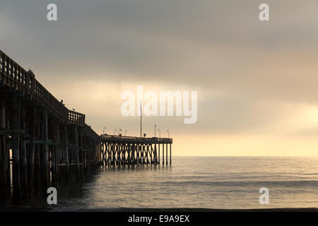 Sonnenuntergang an der Dämmerung Ventura Pier Kalifornien Stockfoto