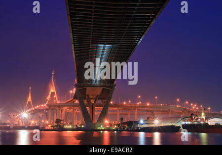 Bangkok-Mega-Brücke Stockfoto