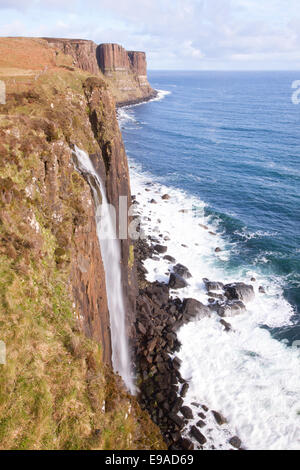 Kilt Rock Wasserfall Schottland Stockfoto