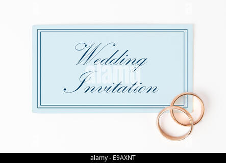 Hochzeit Einladungskarte mit Ringen Stockfoto