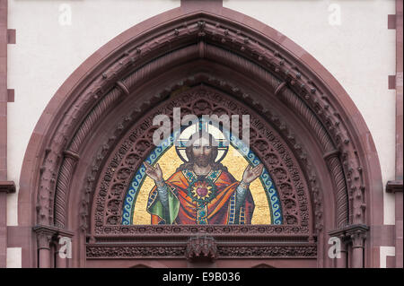 Detailansicht des Eingangsportal, Herz Jesu Kirche Kirche, Historismus, geweiht im Jahre 1887, Freiburg, Baden-Württemberg Stockfoto