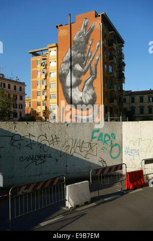 Rom. Italien. "Springen Wolf" belgischen Graffiti-Künstlers Roa an der Seite eines Gebäudes in Testaccio. Stockfoto