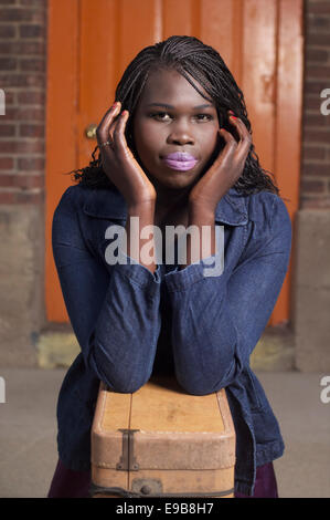 lässig elegant Afrikanerinnen Reisenden Stockfoto