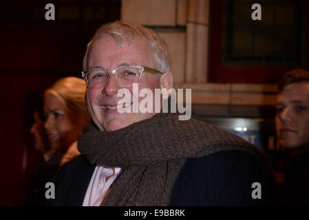 London, England, 22. Oktober 2014:, Christopher Biggins besucht die "Memphis The Musical" Presse Nacht Darsteller Beverley Knight und Killian Donnelly Shaftesbury Theatre, London. Foto: siehe Li Stockfoto