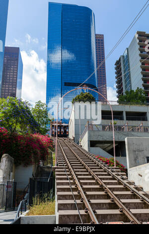 Angel's Flight standseilbahn zwischen Hügel St und California Plaza, Bunker Hill, Los Angeles, Kalifornien, USA Stockfoto