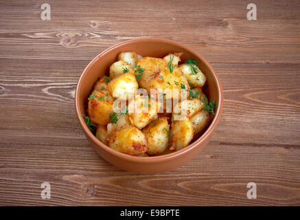 Jeera Aloo - Kartoffeln mit Kreuzkümmel gewürzt Stockfoto