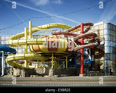 Bilder aus der Serie 'Vergnügen Prom' von Mark Reeves, Fotografien, die Erkundung der neuen Promenade Sanierung in Blackpool Stockfoto