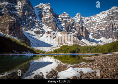 Moraine Lake, Banff Nationalpark, Alberta, Kanada, Nordamerika. Stockfoto