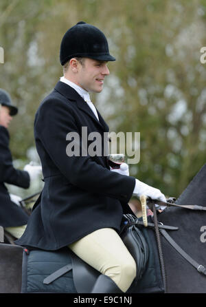 Leicestershire, UK. 24. Oktober 2014. Beginn der Jagdsaison Fuchs - Quorn Jagd Öffnung treffen auf den Zwinger. Bildnachweis: Nico Morgan/Alamy Live-Nachrichten Stockfoto