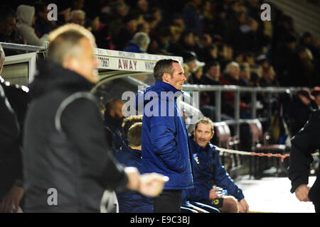 Auftragsname: beide Bosse, Michael Appleton plus Ex-U Manager Chris Wilder, Catchline sport Oxford United entfernt in Northampton Town: UNITED entfernt in Northampton Länge: Druckbogen zu verdoppeln Stockfoto