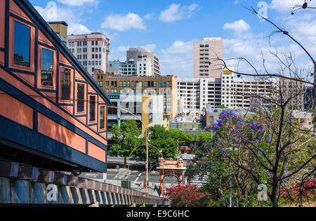 Engel, Los Angeles. Blick über Hill Street von Angel's Flight Standseilbahn, Bunker Hill District, Los Angeles, Kalifornien, USA Stockfoto