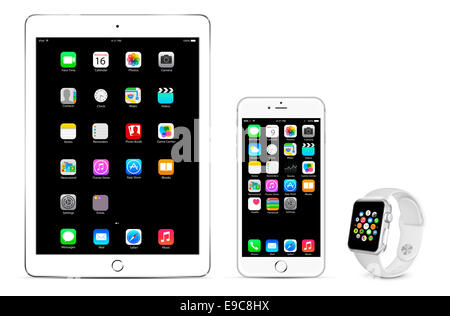 Tablet Ipad air 2 Silber, Iphone 6 Silber, Apple Watch Sport weißen Band, Digital erzeugte Kunstwerk. Stockfoto