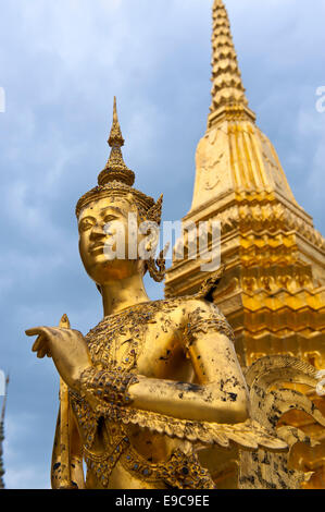 Kinnara, Wat Phra Kaeo Grand Palace Tempel des Smaragd-Buddha, Bangkok, Thailand Stockfoto