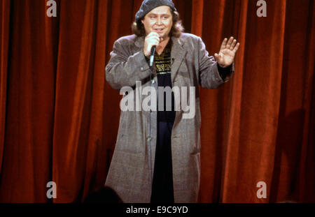 Sam Kinison Durchführung im Roxy am Sunset Strip in 1987 Stockfoto