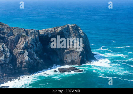 Atlantischen Ozean von der Klippe an der Algarve, Portugal Stockfoto