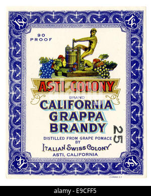 Weinetikett, italienische Schweizerkolonie Asti Kolonie Marke California Grappa Schnaps Stockfoto