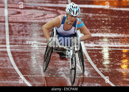 Meggan DAWSON-FARRELL von Schottland im Finale des Rennens Womens Para-Sport 1500m T54 Rollstuhl im Hampden Park Stockfoto