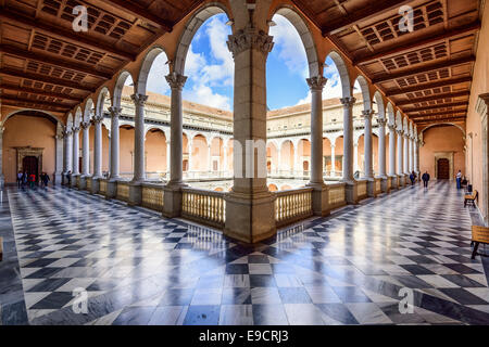 Alcazar von Toledo, Spanien im Innenhof. Stockfoto