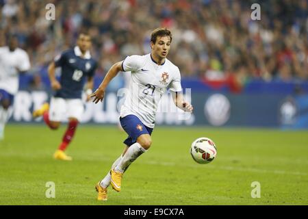 Das Stade de France, Saint Denis, Frankreich. 11. Oktober 2014. Cedric (POR), 11. Oktober 2014 - Fußball: internationale Freundschaftsspiele match zwischen Frankreich 2-1 Portugal im Stade de France, Saint-Denis, Frankreich. © Mutsu Kawamori/AFLO/Alamy Live-Nachrichten Stockfoto