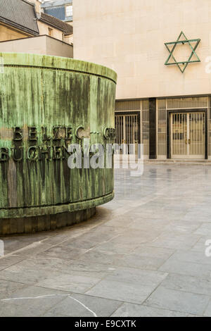 Innenhof des Holocaust-Mahnmal, Viertel Marais, Paris, Ile de France, Frankreich Stockfoto