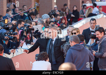 Rom, Italien. 24. Oktober 2014. Kevin Costner mit Lily Costner auf roten Teppich für die Präsentation des Films "Black And White" 9. Rome Film Festival 2014. Bildnachweis: Luca Prizia/Pacific Press/Alamy Live-Nachrichten Stockfoto