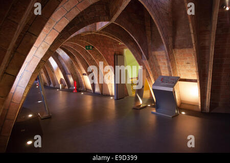 Attic Innere des Casa Mila (La Pedrera) von Antoni Gaudi in Barcelona, Katalonien, Spanien. Stockfoto