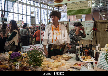 Lingotto Fiere, Turin, Italien. 25. Oktober 2014.  Salone del Gusto e Terra Madre - Stand Slowakei Credit: wirklich einfach Star/Alamy Live-Nachrichten Stockfoto