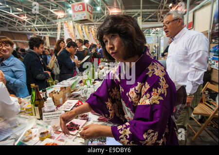 Lingotto Fiere, Turin, Italien. 25. Oktober 2014.  Salone del Gusto e Terra Madre - Stand Japan Credit: wirklich einfach Star/Alamy Live-Nachrichten Stockfoto