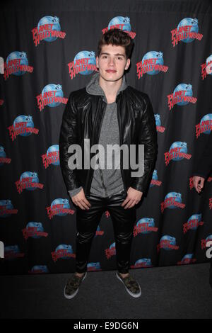 Gregg Sulkin im Planet Hollywood Förderung seiner neuen MTV-Show "Faking It" Featuring: Gregg Peter wo: New York City, New York, USA bei: 22. April 2014 Stockfoto