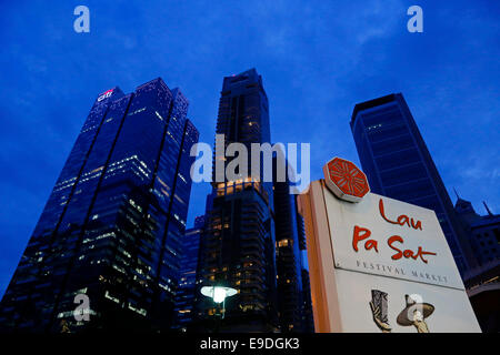 Lau Pa Sat Food-Court im Bankenviertel in Singapur Stockfoto