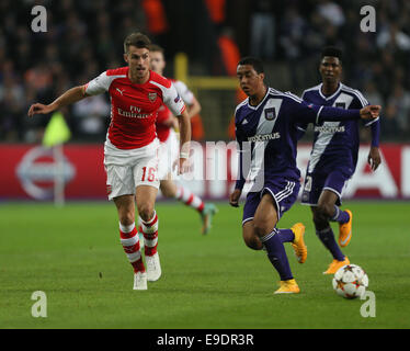 Anderlecht, UK. 22. Oktober 2014. Arsenals Aaron Ramsey in Aktion.-UEFA Champions League - RSC Anderlecht Vs Arsenal - konstanter Vanden Stock Stadion - Belgien 22. Oktober 2014 - Bild David Klein/Sportimage. © Csm/Alamy Live-Nachrichten Stockfoto