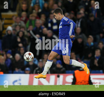 London, UK. 21. Oktober 2014. Chelseas Eden Hazard in Aktion.-UEFA Champions League - Chelsea Vs NK Maribor - Stamford Bridge - England 21. Oktober 2014 - Bild David Klein/Sportimage. © Csm/Alamy Live-Nachrichten Stockfoto