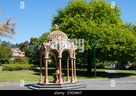 Stadtpark in Launceston, Tasmanien, Königin Victoria Diamond Jubilee Brunnen errichtet im Jahre 1897 Stockfoto